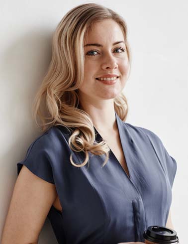 Sportsbook access, events, and odds formats are presented i